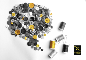 Boutons symboles des éléments d'orientation scolaire à ajuster avec logo eureka study